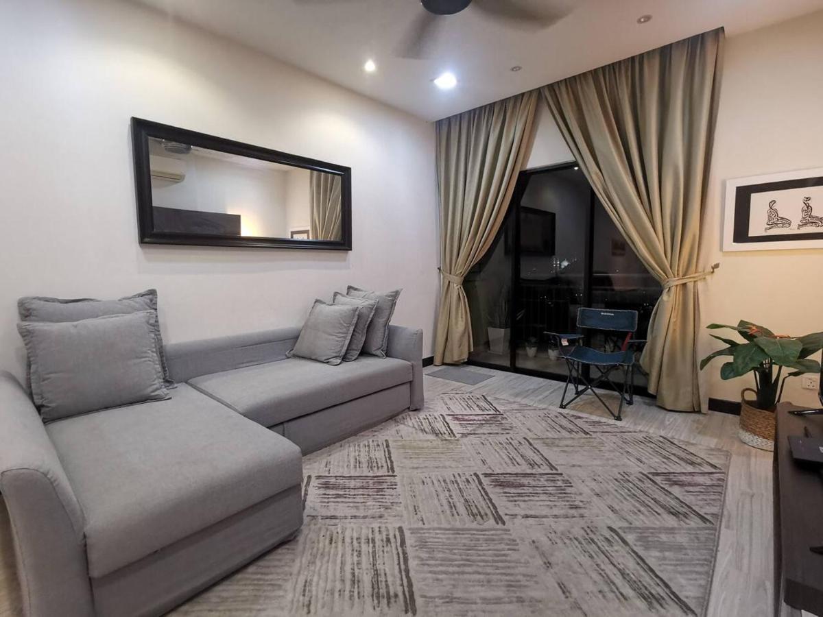Enarahomes Shah Alam Exterior foto